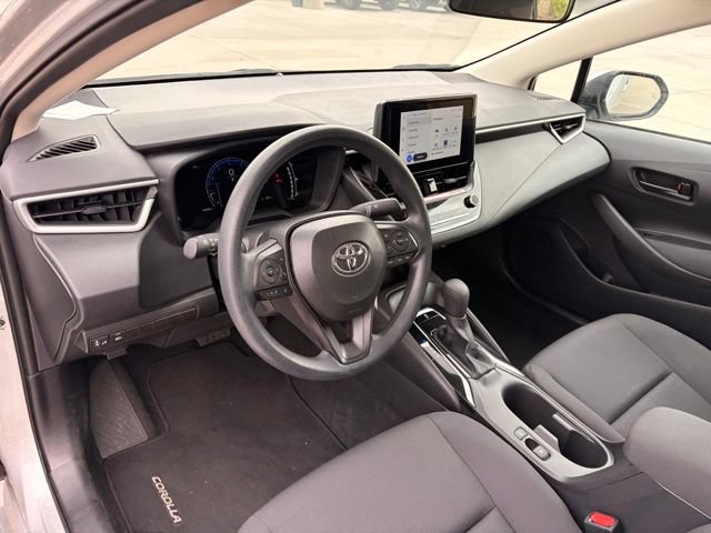 Used 2026 Toyota Corolla LE FWD image 13