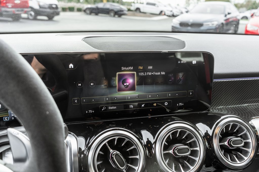 Used 2023 Mercedes-Benz GLB 35 AMG GLB 35 AMGﾮ w/ Premium Package image 17