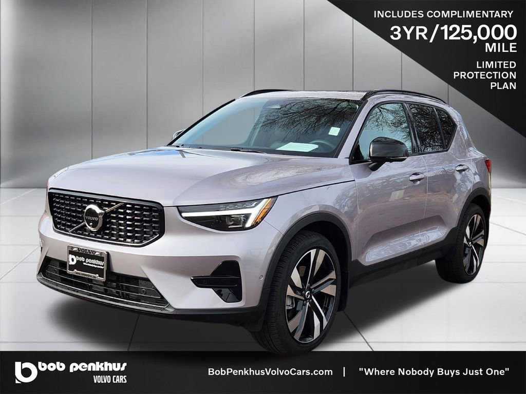 Used 2026 Volvo XC40 B5 Ultra w/ Protection Package Premier image 29