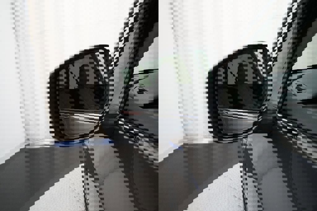 Used 2025 Subaru Outback Premium w/ Popular Package #1A image 26