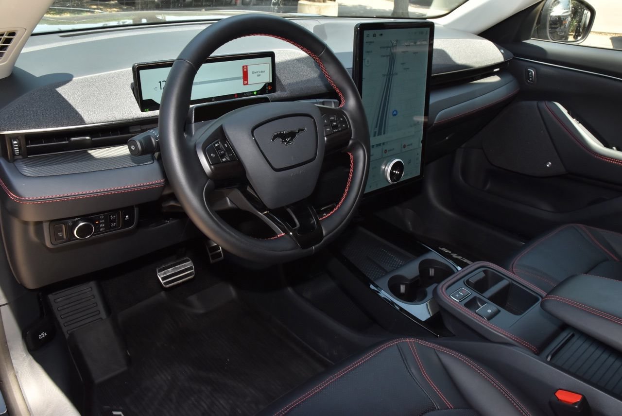 Certified 2025 Ford Mustang Mach-E Premium w/ Sport Appearance Package AWD/4WD image 32