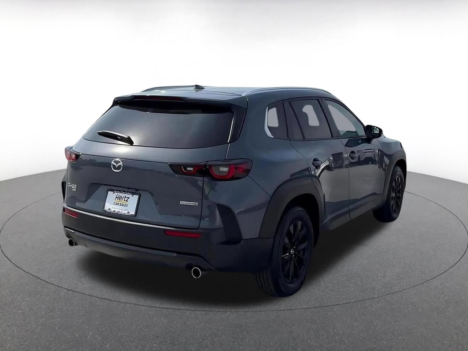 Used 2025 Nissan Versa SV image 14