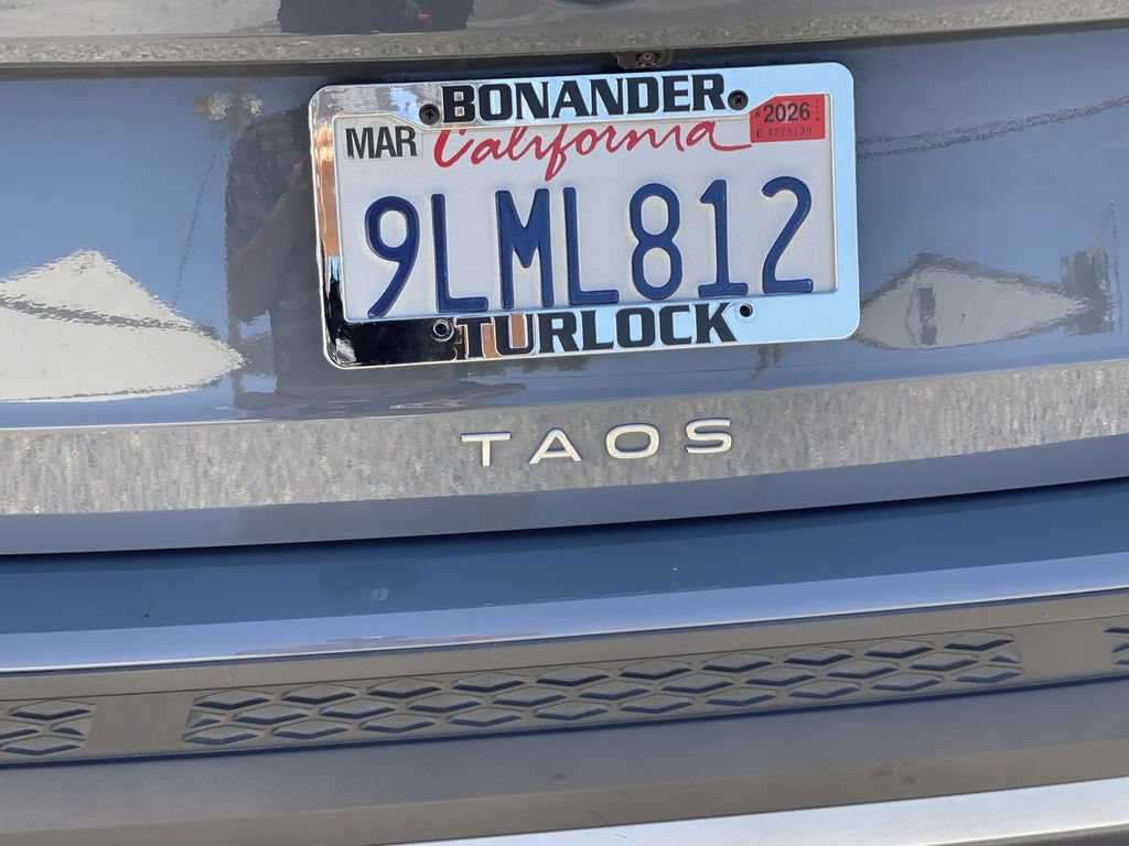 Used 2024 Volkswagen Taos SE w/ Panoramic Sunroof Package AWD/4WD image 30
