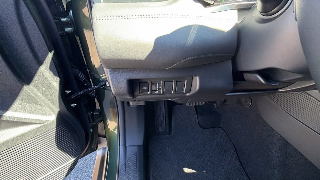 Used 2026 Subaru Outback Touring XT AWD/4WD image 28