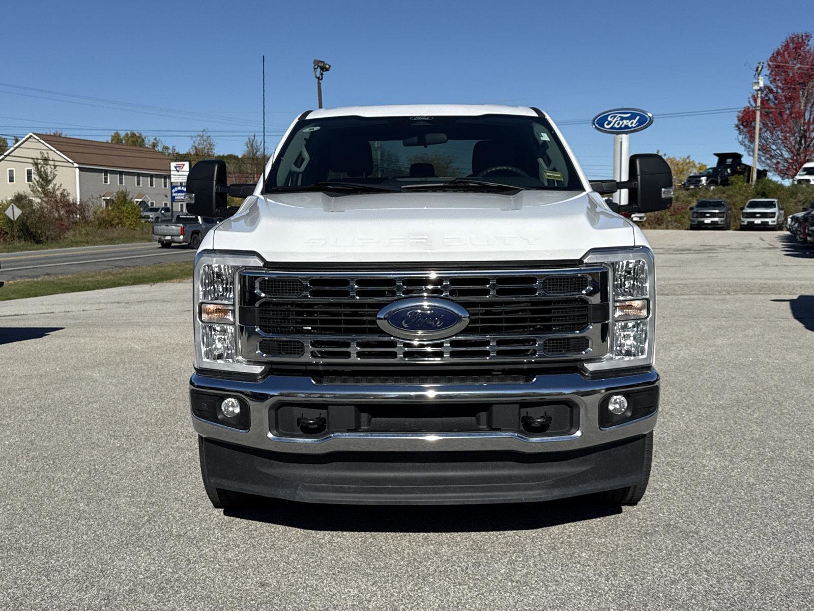Used 2024 Ford F250 XLT AWD/4WD image 2