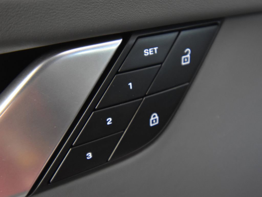 Used 2022 Porsche 911 Turbo S image 25