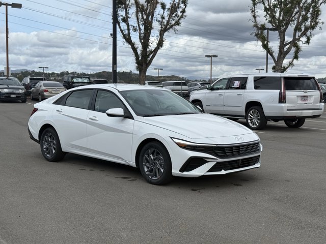 New 2026 Hyundai Elantra Blue image 5