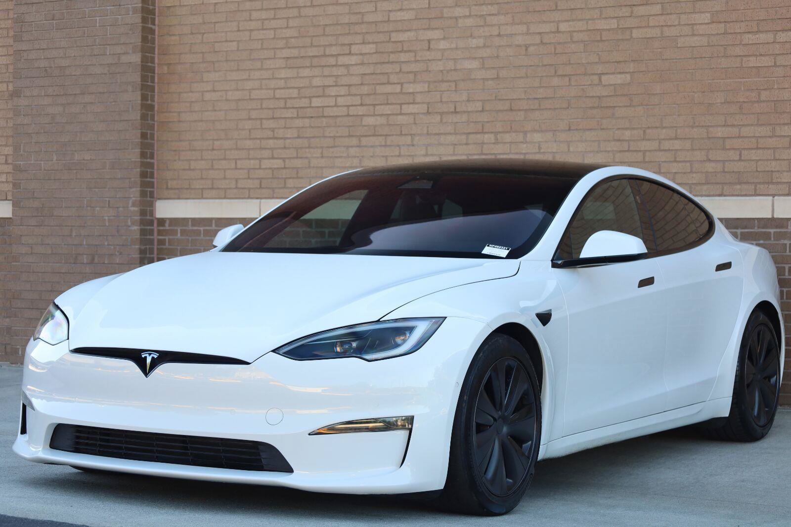 Used 2022 Tesla Model S AWD/4WD image 5