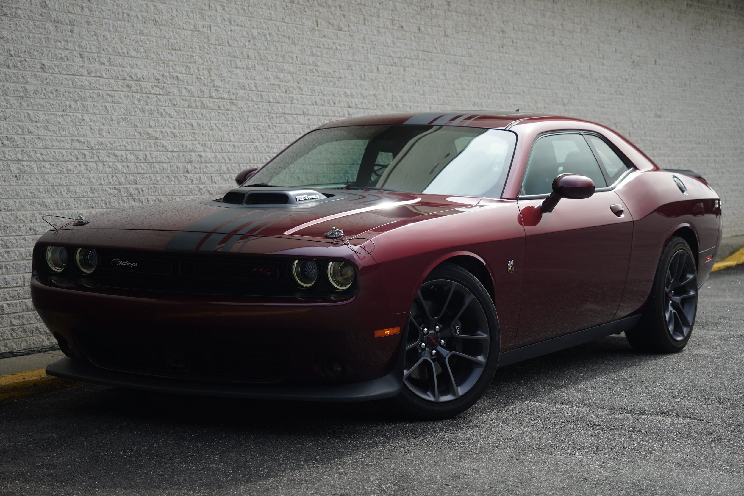 Used 2023 Dodge Challenger R/T Scat Pack w/ Plus Package RWD image 2