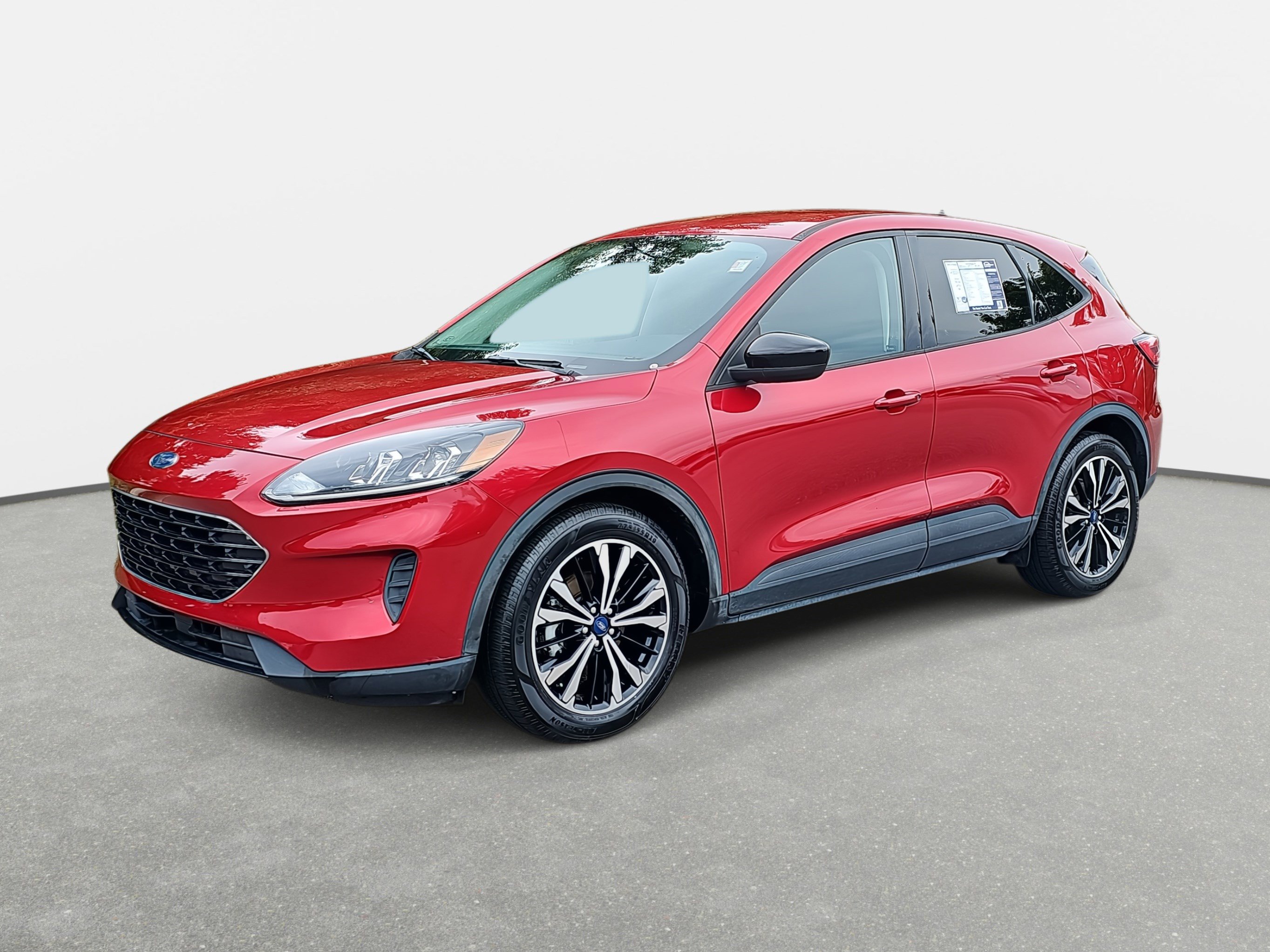 Used 2022 Ford Escape SE w/ SE Sport Appearance Package