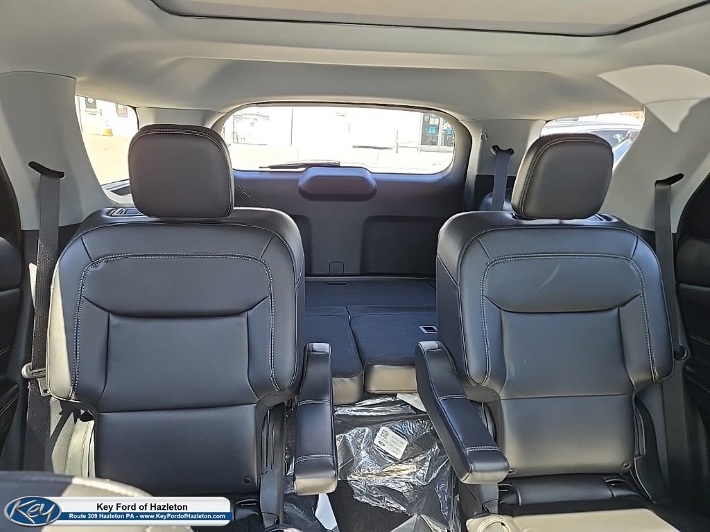 Certified 2023 Ford Explorer XLT w/ Equipment Group 202A image 45
