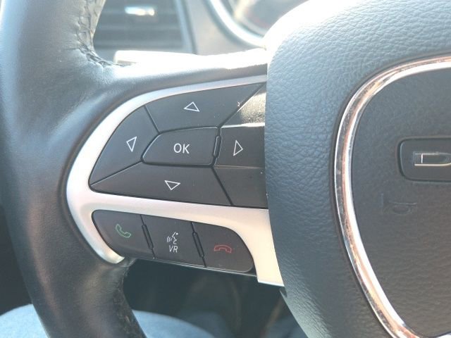 Used 2016 Dodge Challenger SXT Plus image 27