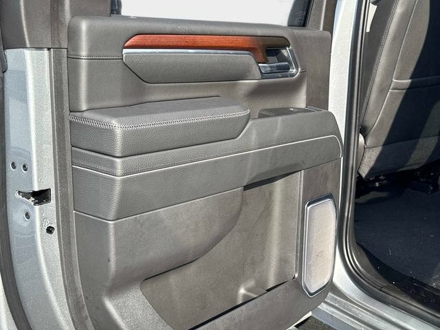 Used 2025 GMC Sierra 2500 Denali w/ Technology Package AWD/4WD image 8