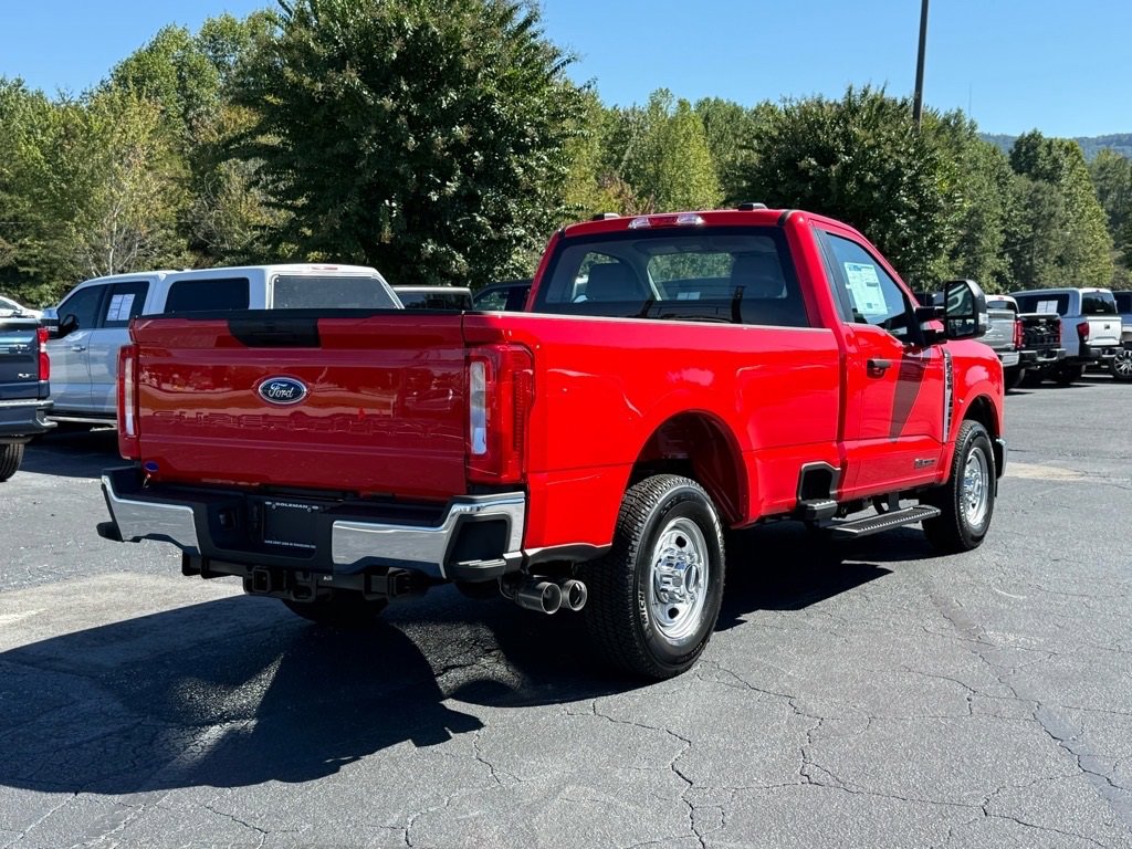 New 2026 Ford F350 XL w/ XL Chrome Package image 4