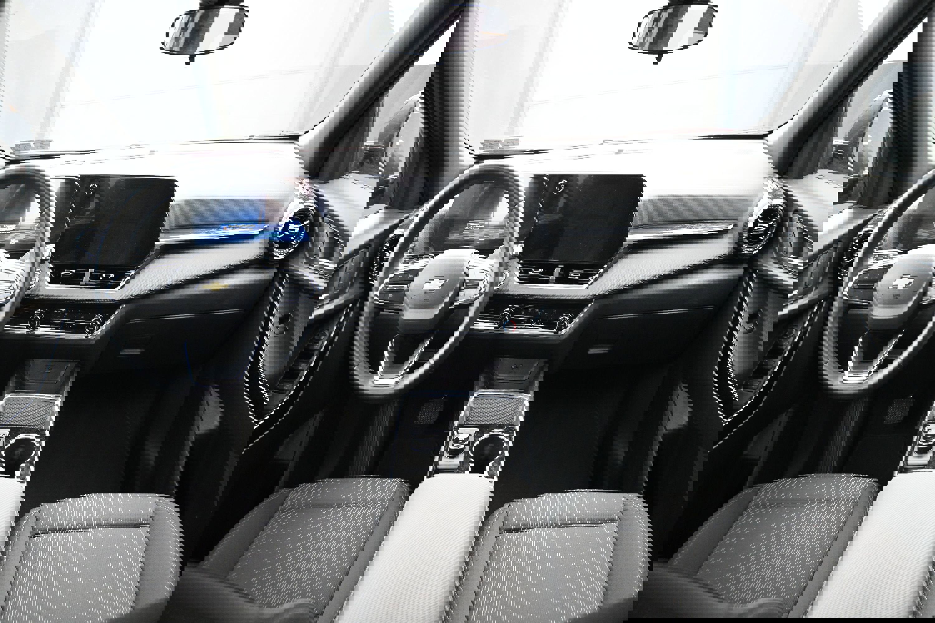 Used 2026 Chevrolet Equinox LT AWD/4WD image 20