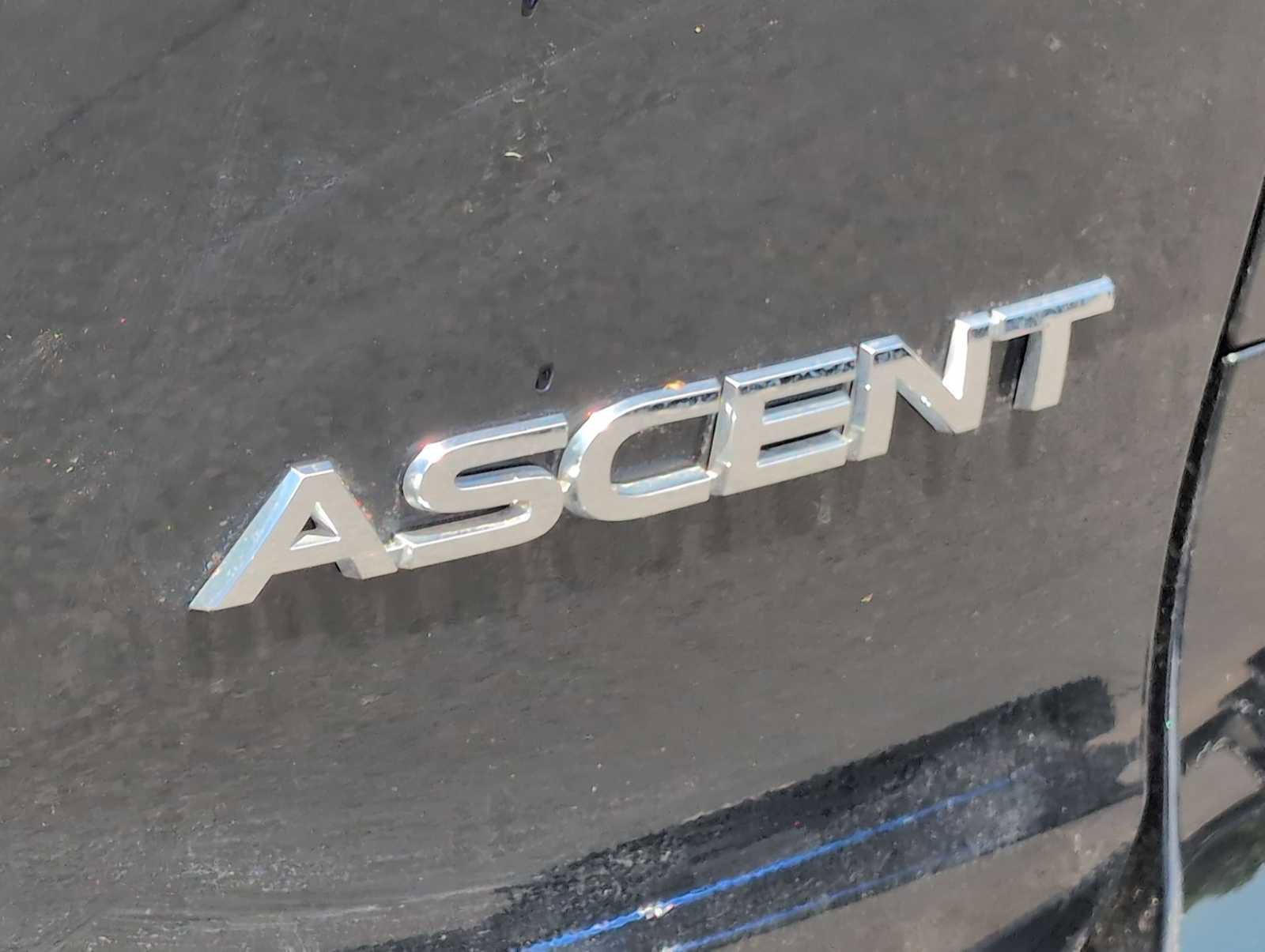 Used 2023 Subaru Ascent Premium w/ Convenience Package AWD/4WD image 13