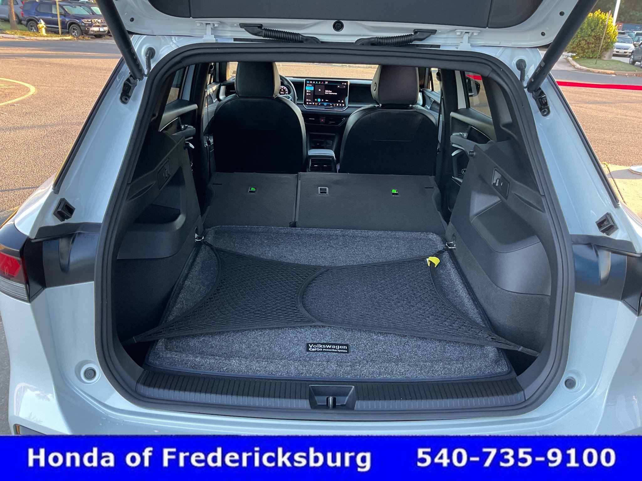 Used 2025 Volkswagen Tiguan SE R-Line AWD/4WD image 20