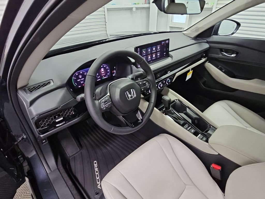 New 2026 Honda Accord EX-L image 11