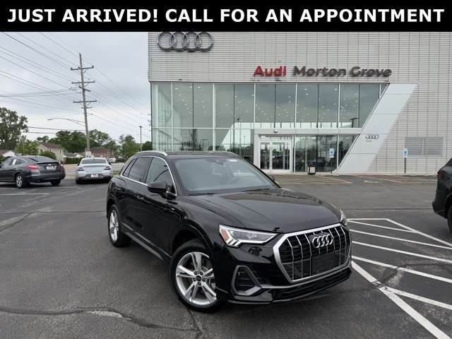 Used 2023 Audi Q3 2.0T Premium Plus w/ Premium Plus Package AWD/4WD image 1