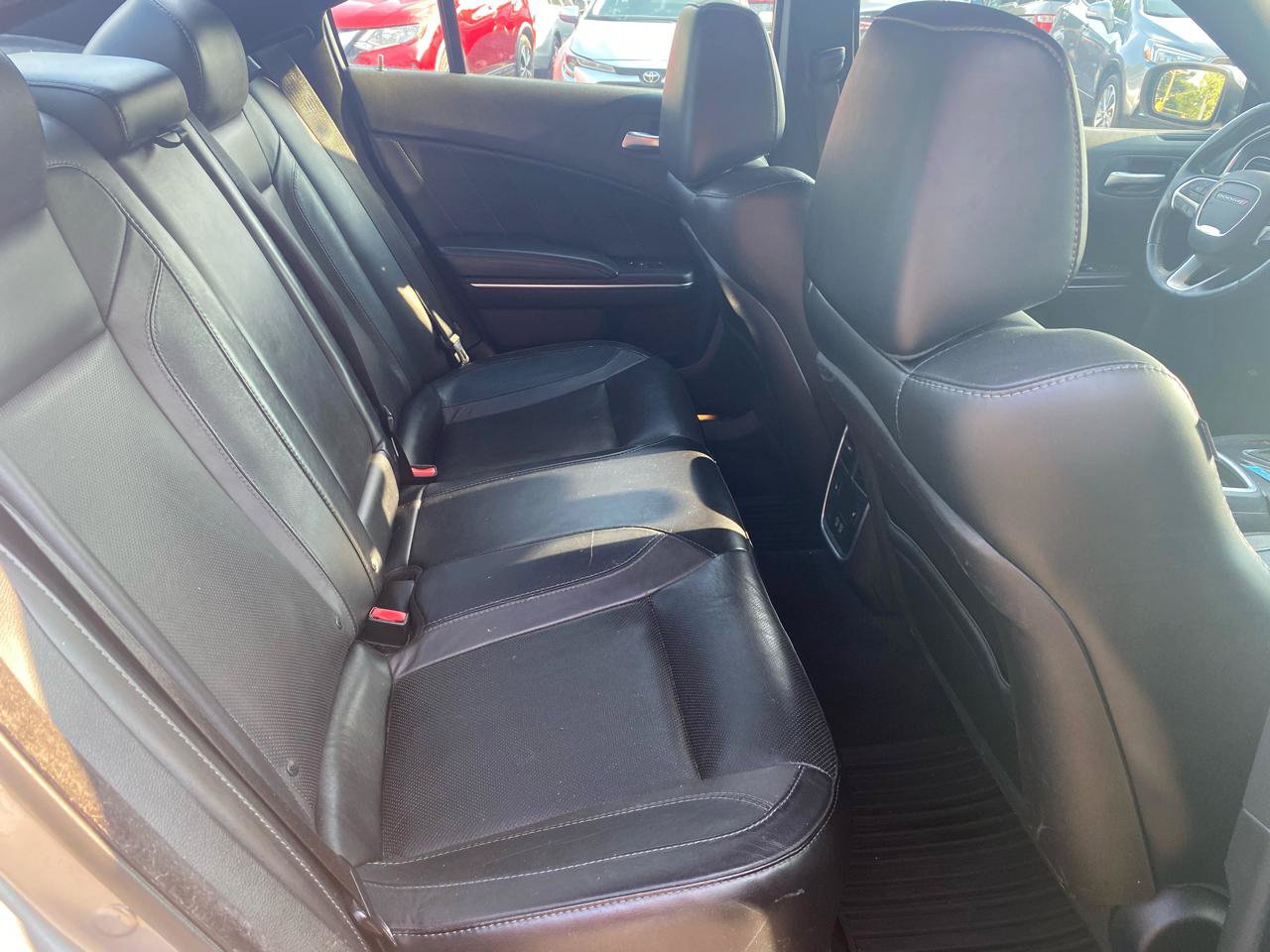 Used 2015 Dodge Charger R/T w/ Plus Group RWD image 17