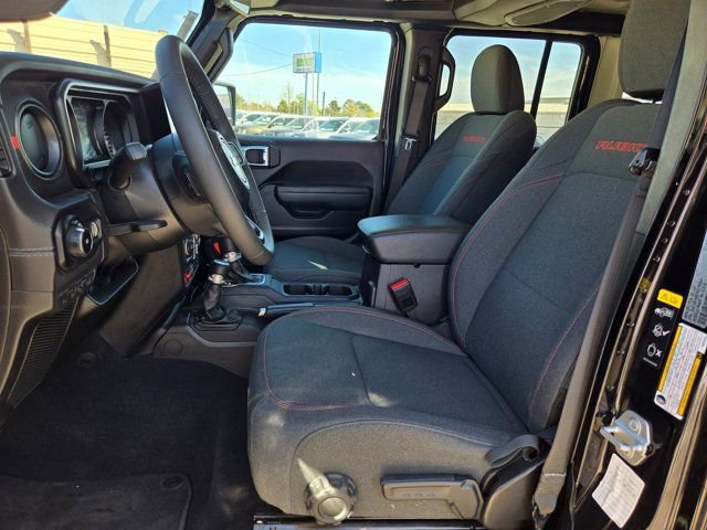 Used 2025 Jeep Wrangler Unlimited Rubicon image 23