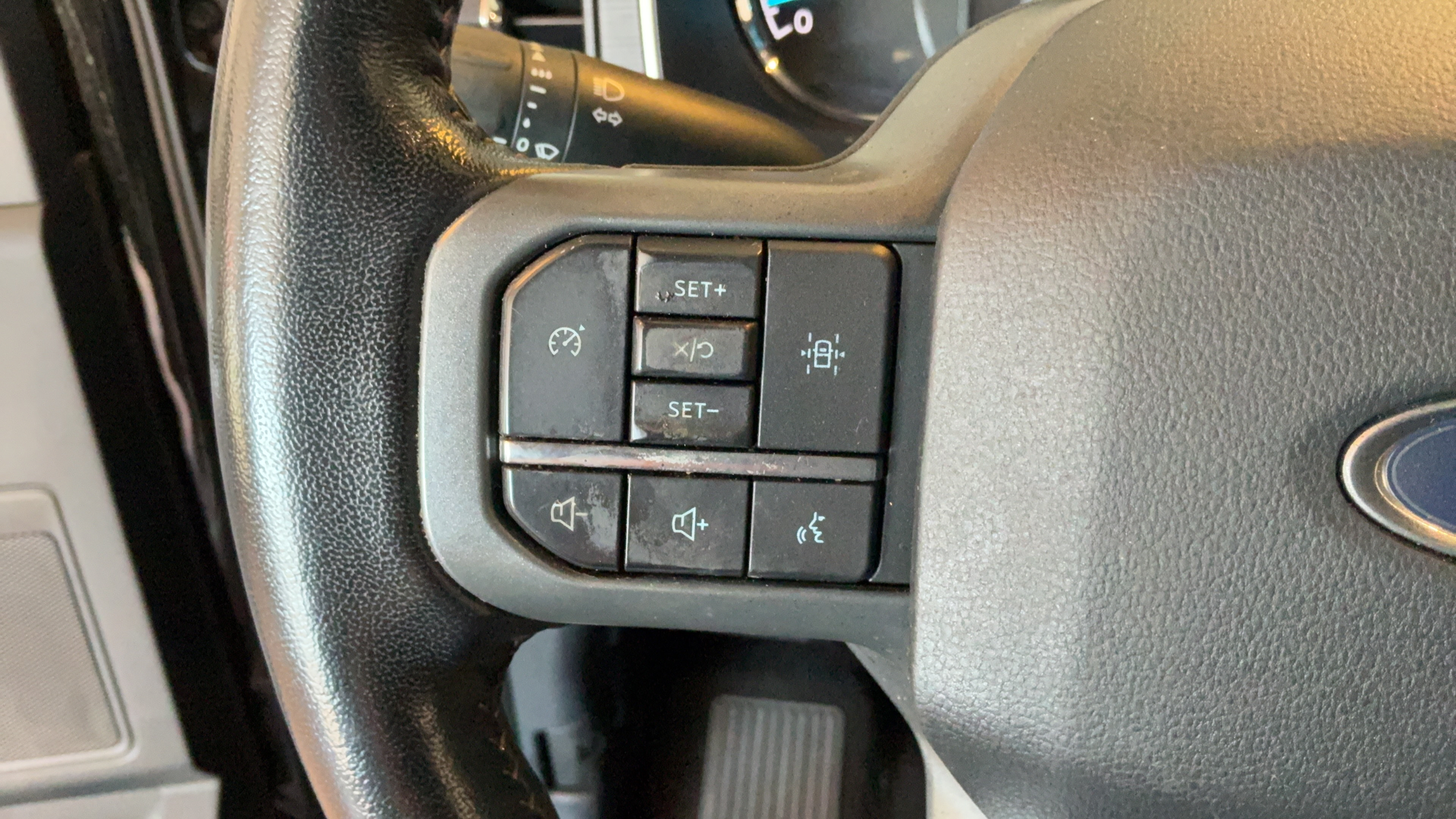Used 2022 Ford F150 XLT w/ Equipment Group 302A High AWD/4WD image 21