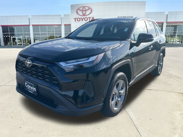 Certified 2025 Toyota RAV4 XLE AWD/4WD image 7