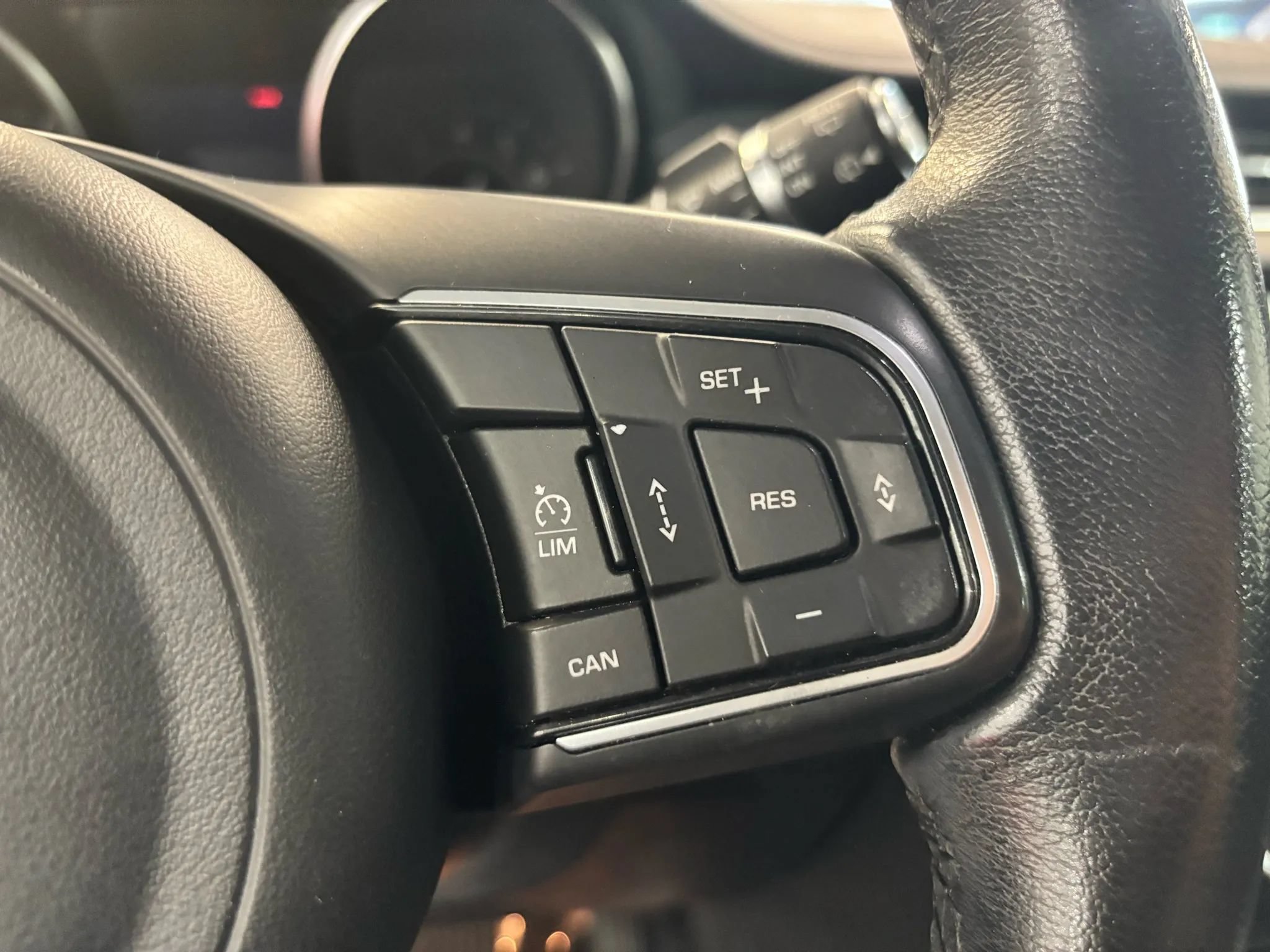 Used 2018 Jaguar E-PACE S AWD/4WD image 26