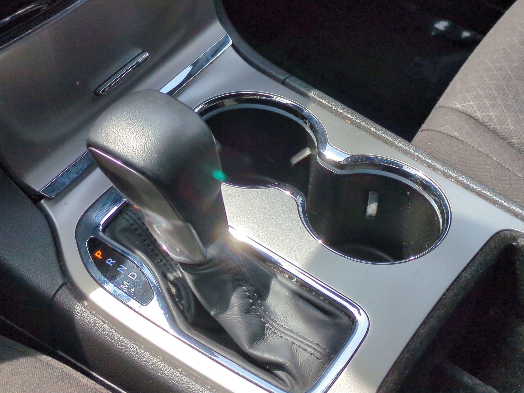 Used 2022 Jeep Grand Cherokee Laredo E image 28