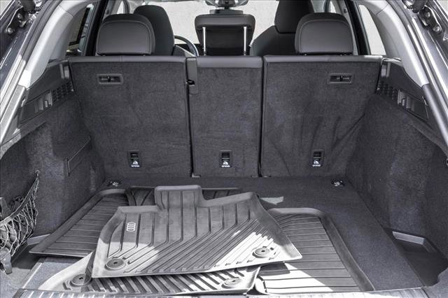 Certified 2025 Audi Q5 Premium Plus w/ Premium Plus image 23