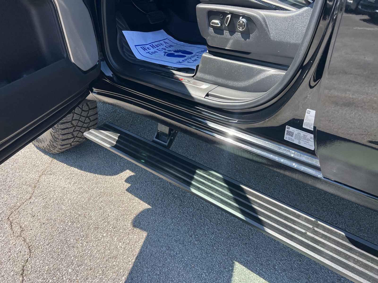 Used 2025 GMC Sierra 2500 AT4X w/ AT4X AEV Edition AWD/4WD image 10