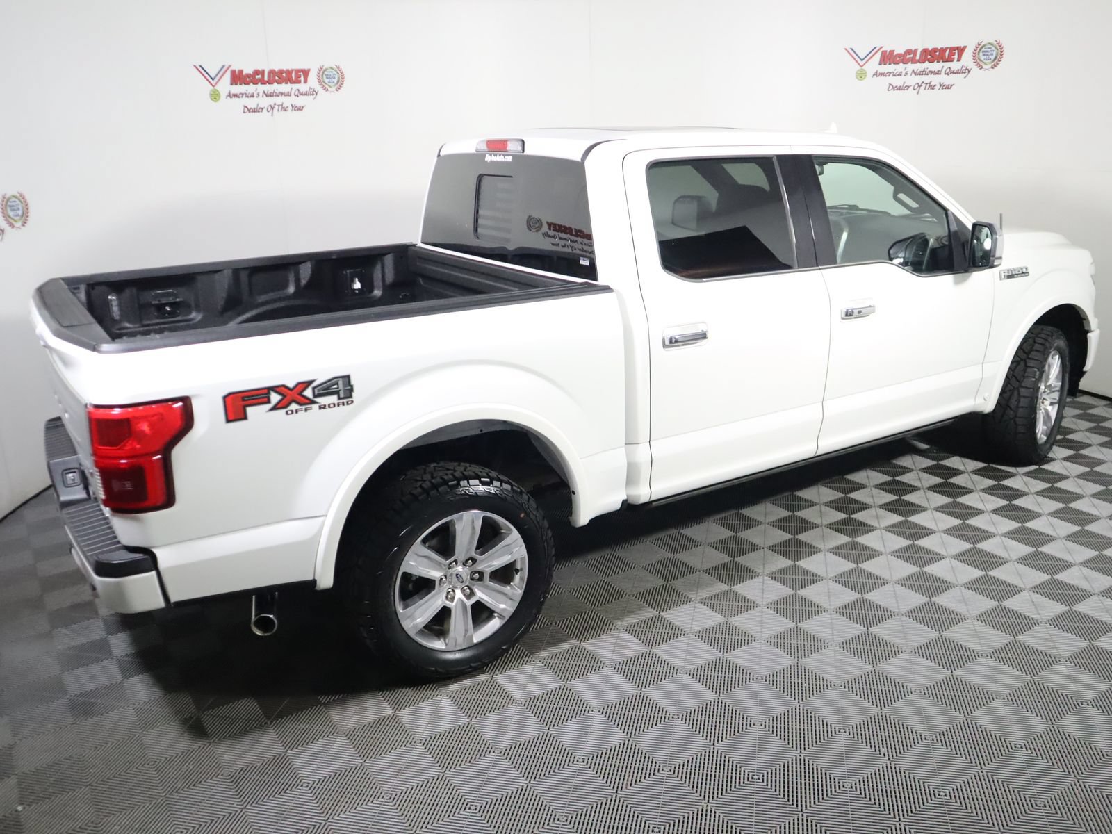 Used 2020 Ford F150 Platinum w/ Equipment Group 701A Luxury AWD/4WD image 4