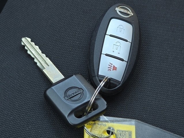 Used 2023 Nissan Frontier Pro-X w/ Tow Package image 41