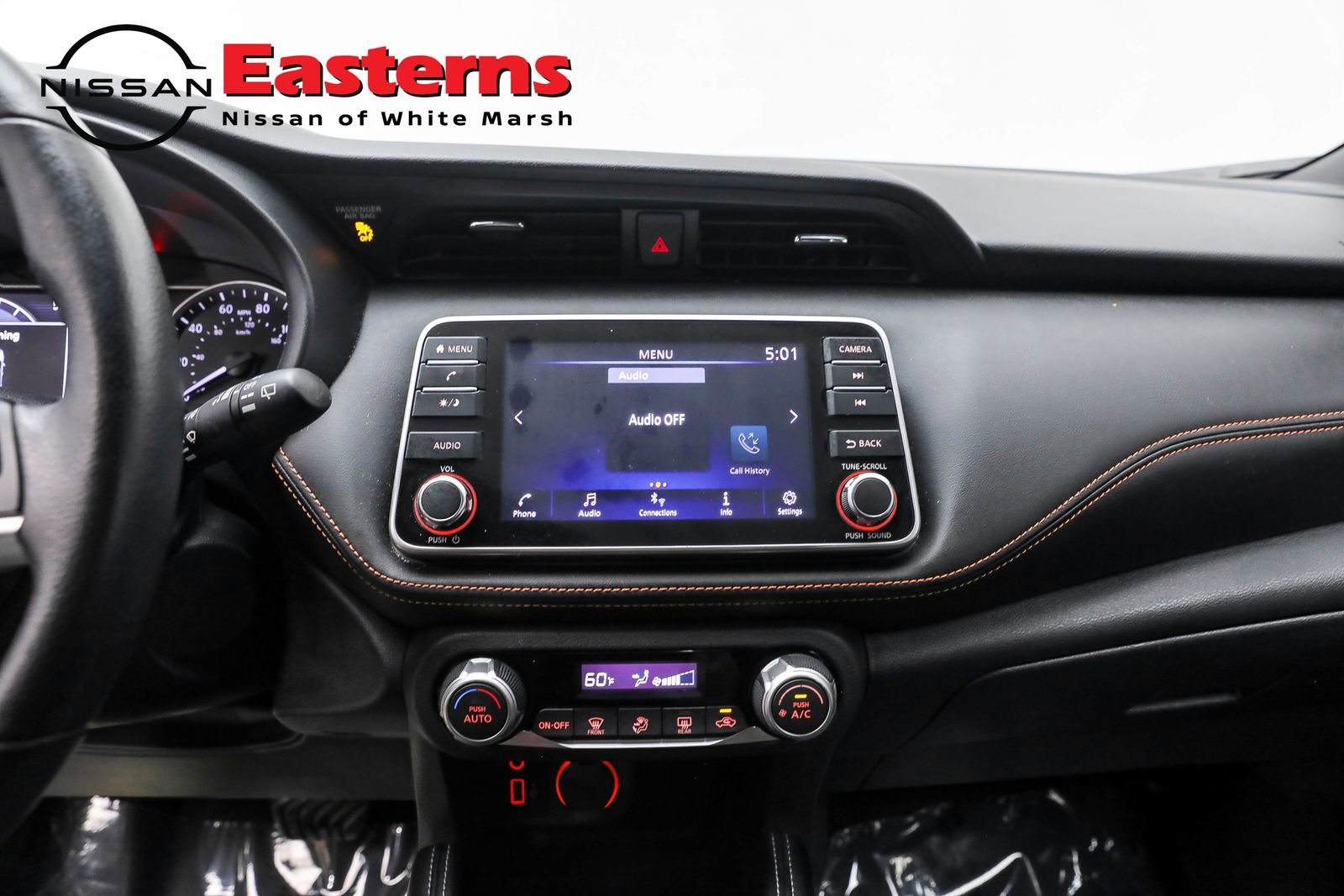 Used 2020 Nissan Kicks SR image 21