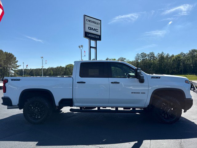 New 2026 Chevrolet Silverado 2500 LT w/ Trail Boss Package AWD/4WD image 2
