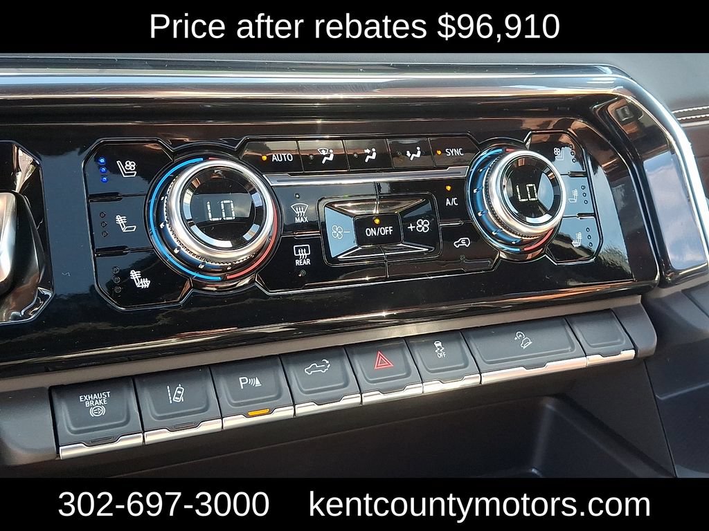 New 2026 GMC Sierra 3500 Denali Ultimate AWD/4WD image 17