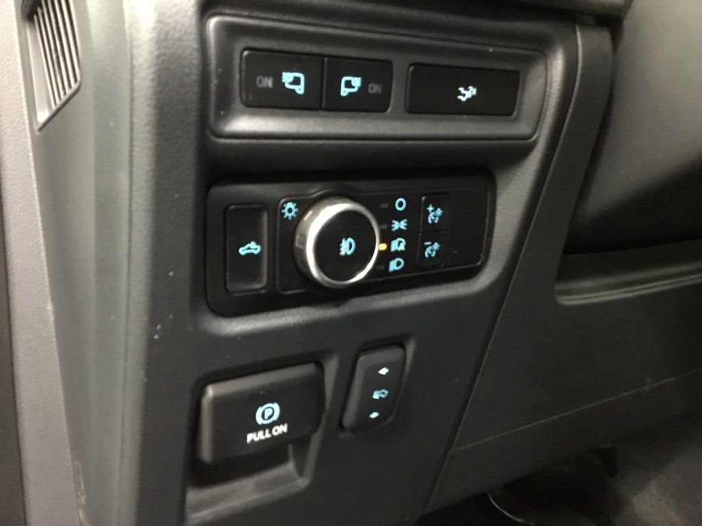 Used 2023 Ford F150 Lariat w/ Equipment Group 502A High image 9