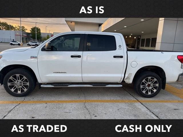 Used 2013 Toyota Tundra 4x4 CrewMax w/ SR5 Pkg image 2