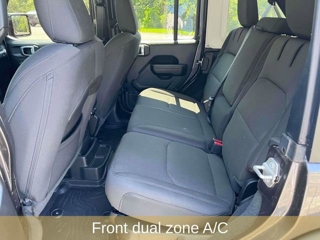 Used 2023 Jeep Wrangler Unlimited image 18