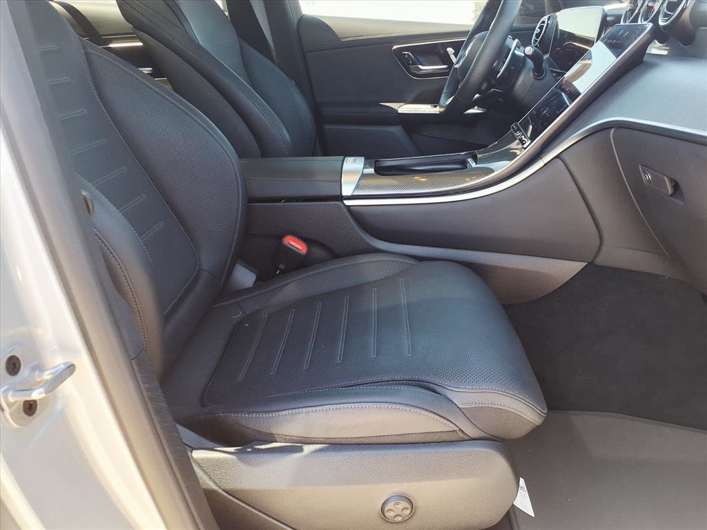 Used 2025 Mercedes-Benz GLC 43 AMG 4MATIC image 11