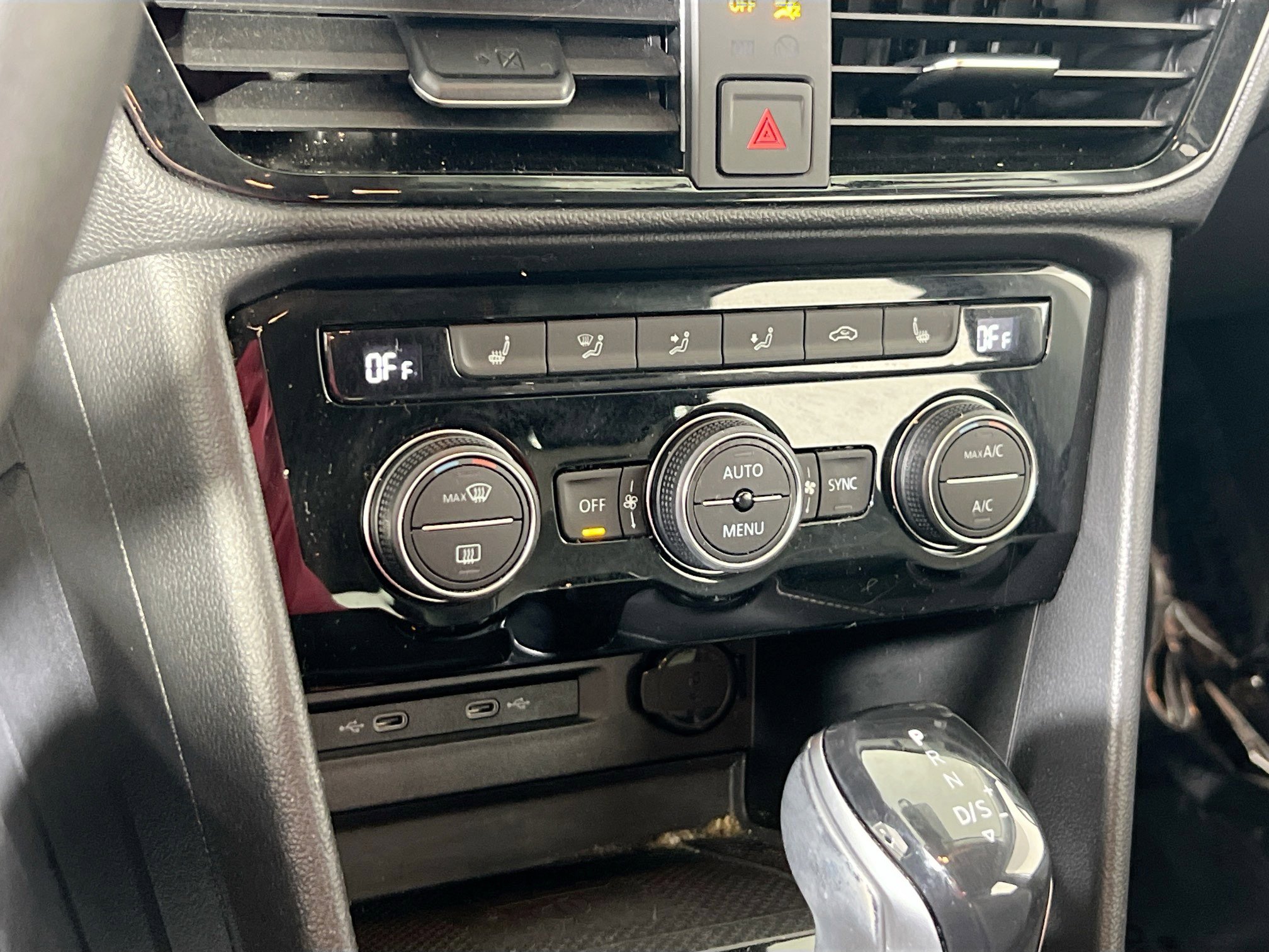 Used 2022 Volkswagen Taos SEL AWD/4WD image 15