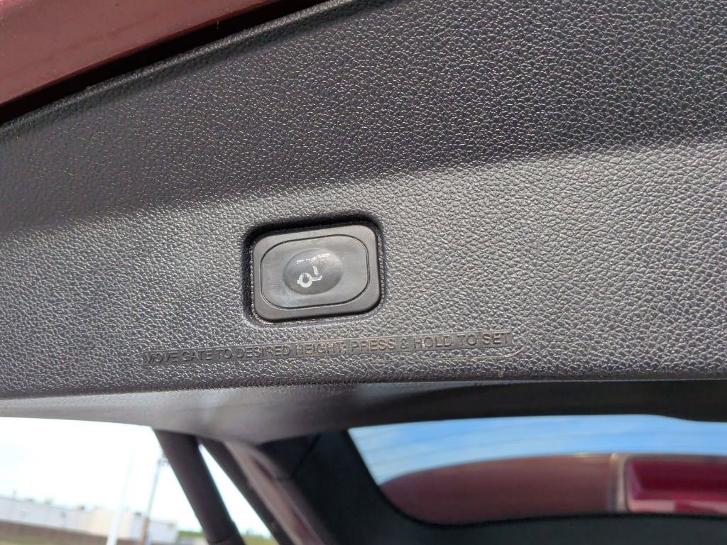 Used 2016 Ford Explorer XLT w/ Equipment Group 202A image 36