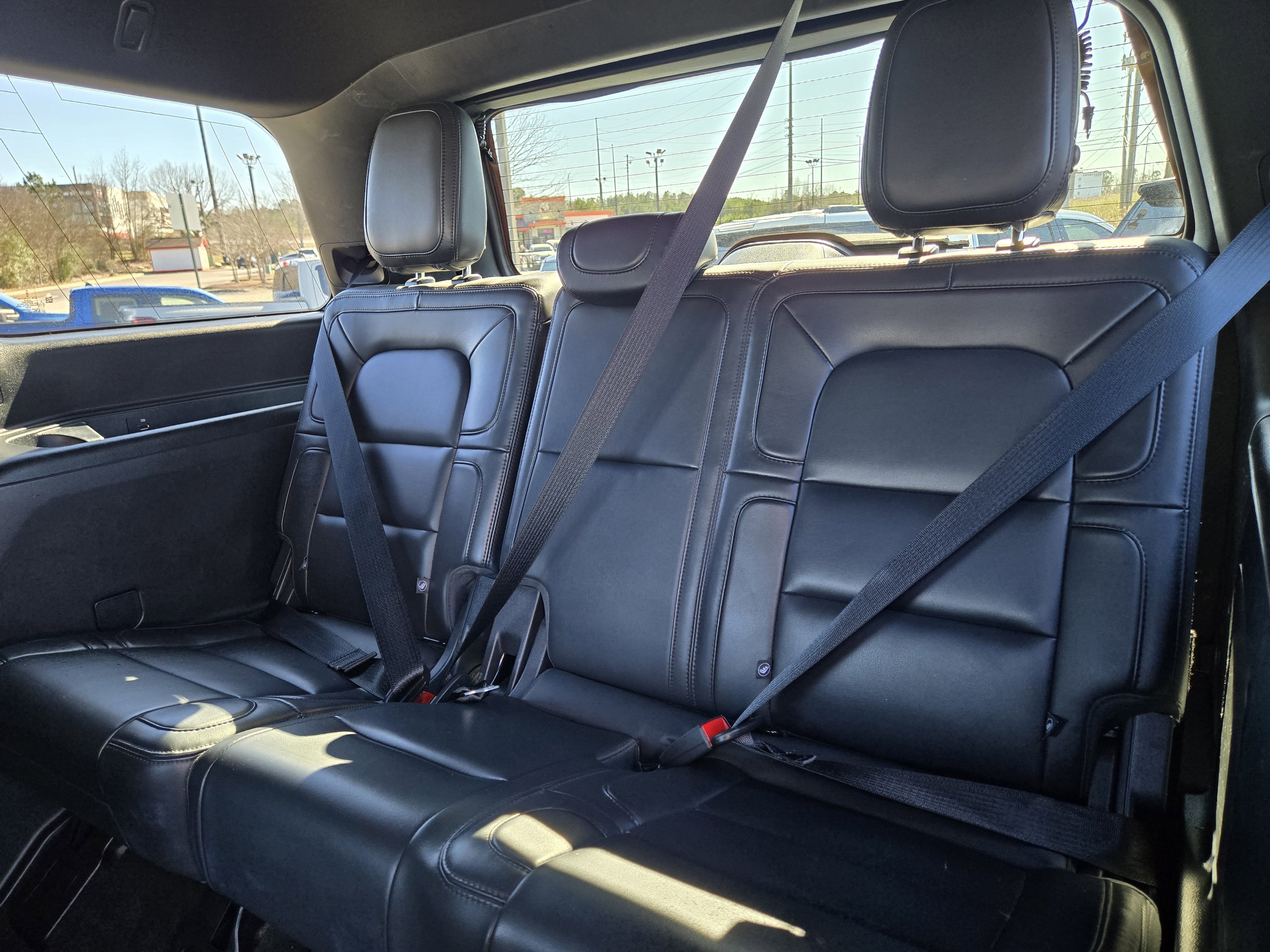 Used 2024 Lincoln Navigator Reserve image 14