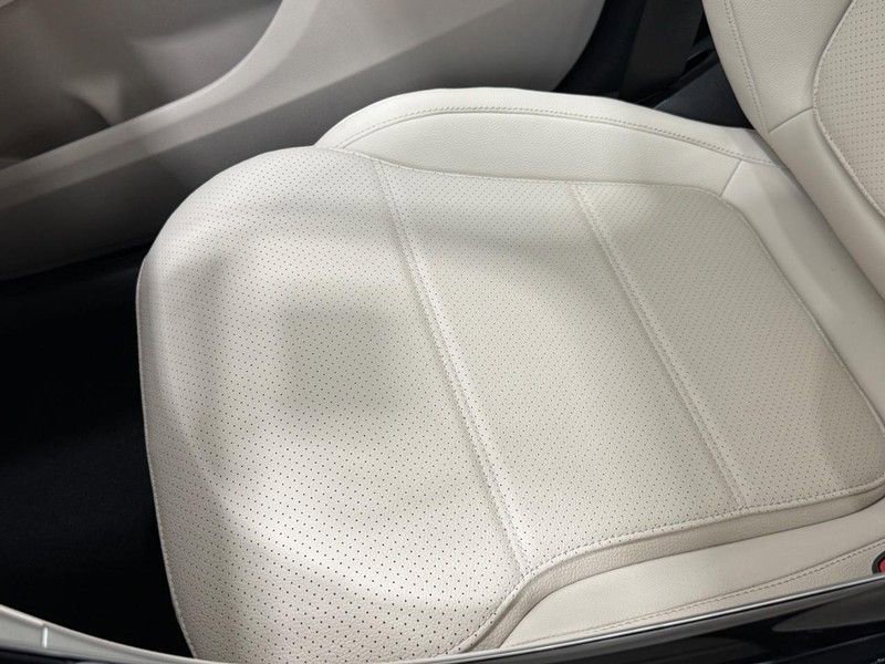 New 2026 Mercedes-Benz GLC 300 4MATIC image 18