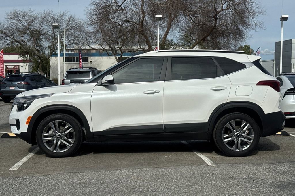 Used 2023 Kia Seltos S image 6