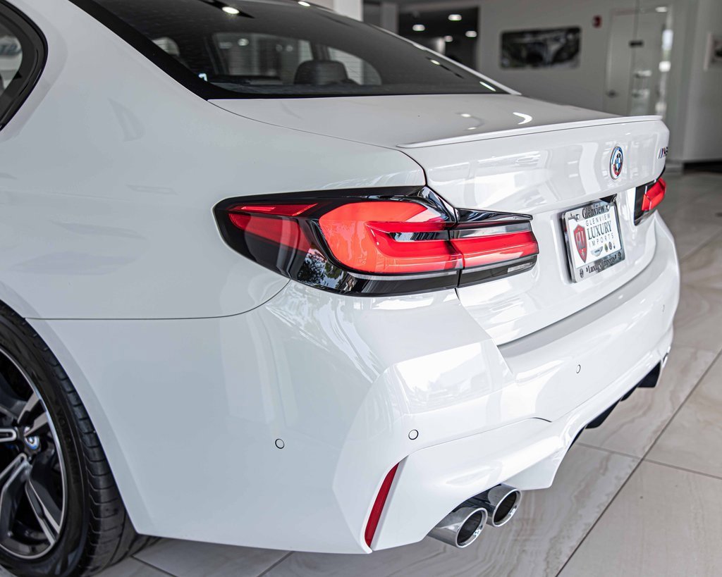 Used 2023 BMW M5 w/ Executive Package image 14