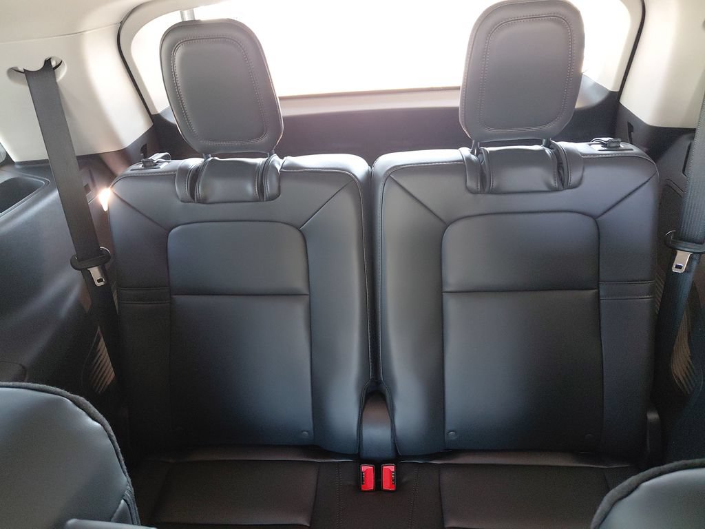 New 2026 Lincoln Aviator AWD image 48