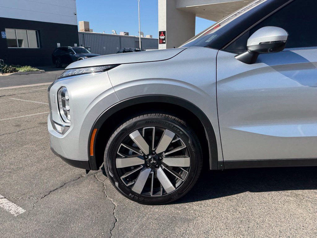 New 2026 Mitsubishi Outlander SE AWD/4WD image 5