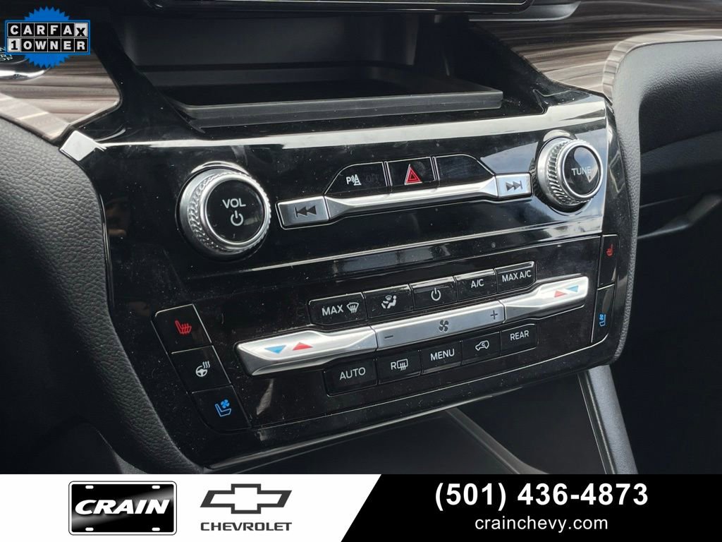 Used 2024 Ford Explorer Limited image 19