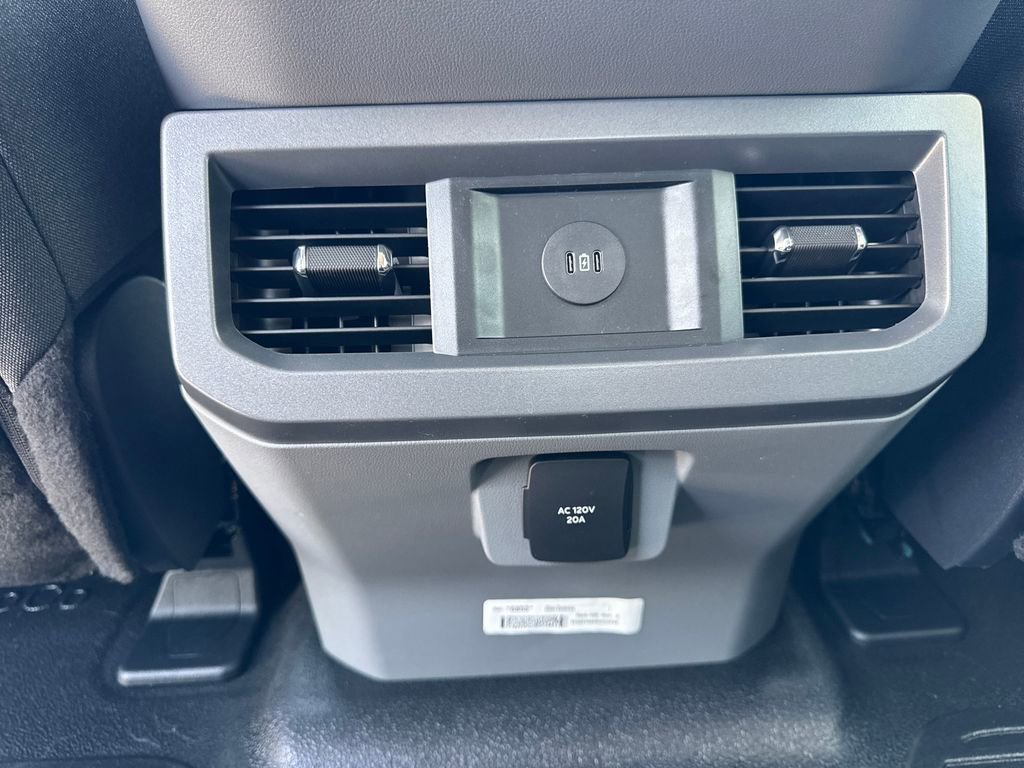 New 2026 Ford F350 XLT w/ XLT Value Package AWD/4WD image 13